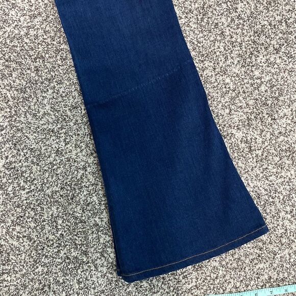 JOAN SMALLS X TRUE RELIGION - SIZE 28 - MID RISE, FLARE DARK WASH JEANS - B23 - Picture 14 of 14